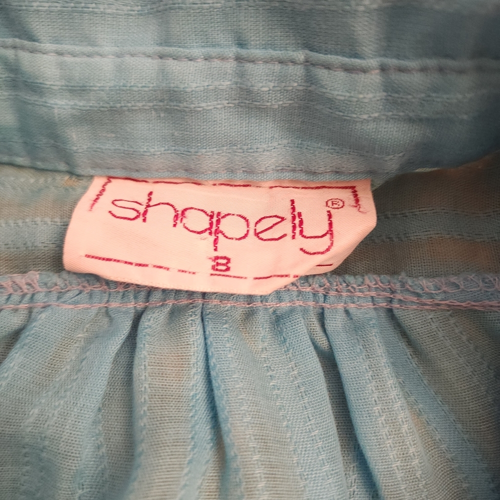 Shapely Button Up Lightweight Top - image 7